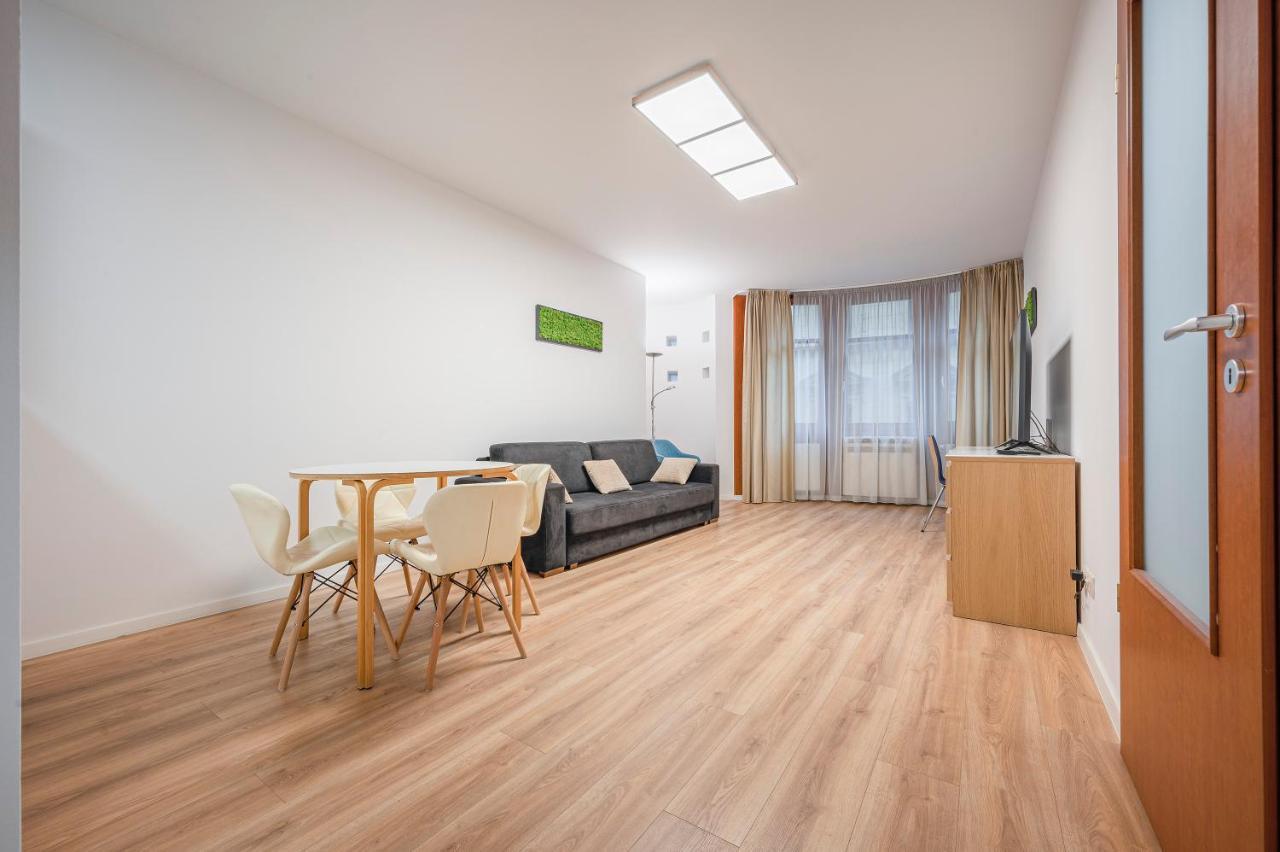 Modern Apartment With Garage Budapest Eksteriør billede